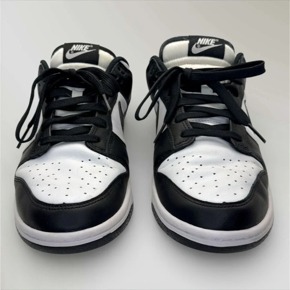 Nike Women's Black and White Low-Top Sneakers